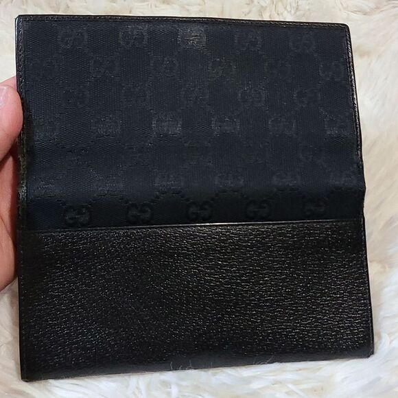 💯 Authentic Gucci Wallet 🍀 - Picture 10 of 12